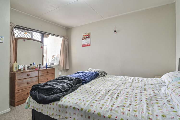 2/708 Terrace Road_4