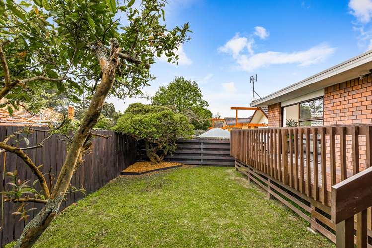 1/2 Kokiri Street, Te Atatu South_20