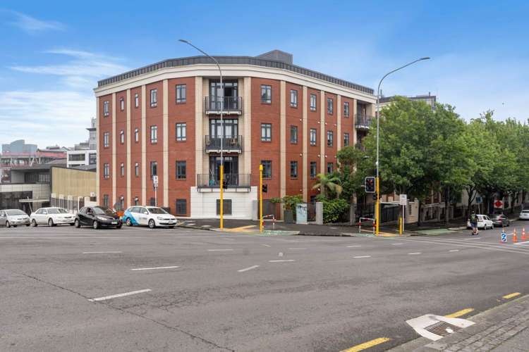 1G/23 Upper Queen Street City Centre_16