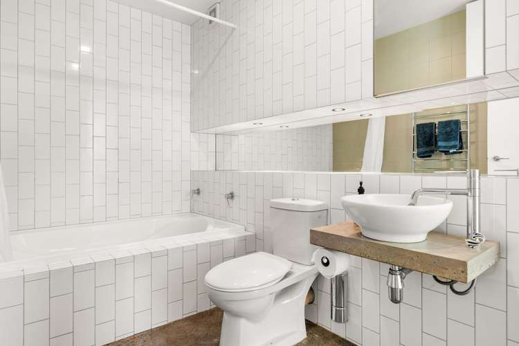 11B Walnut Place Akaroa_24