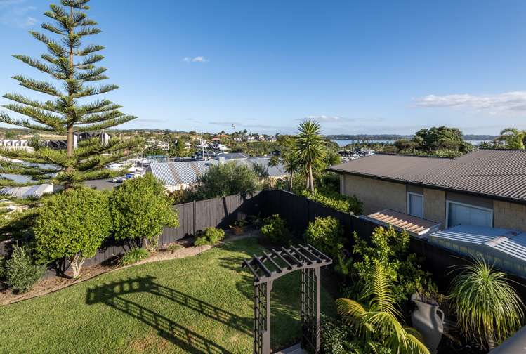 103 Pine Harbour Parade Beachlands_27