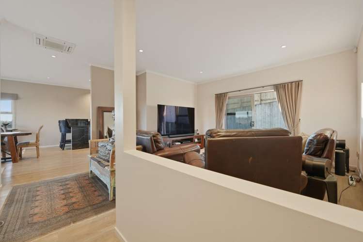 85C Dixon Road Glenview_13