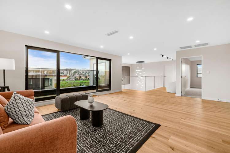 1 Humenga Place Long Bay_22