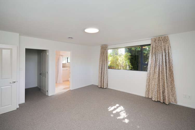 3 Kowhai Street Oxford_6