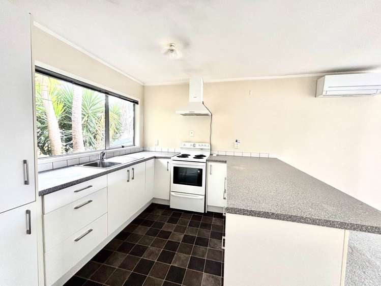 2B Robin Hood Place_0