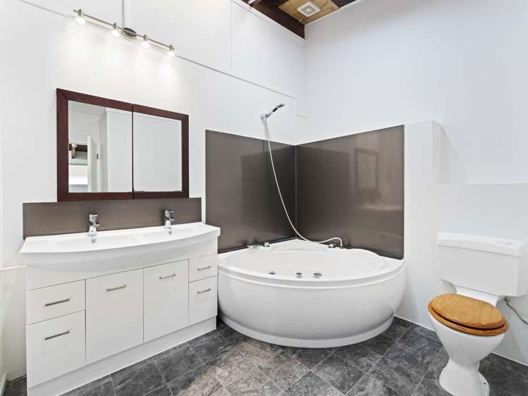 10 Lilburn Crescent Massey_7