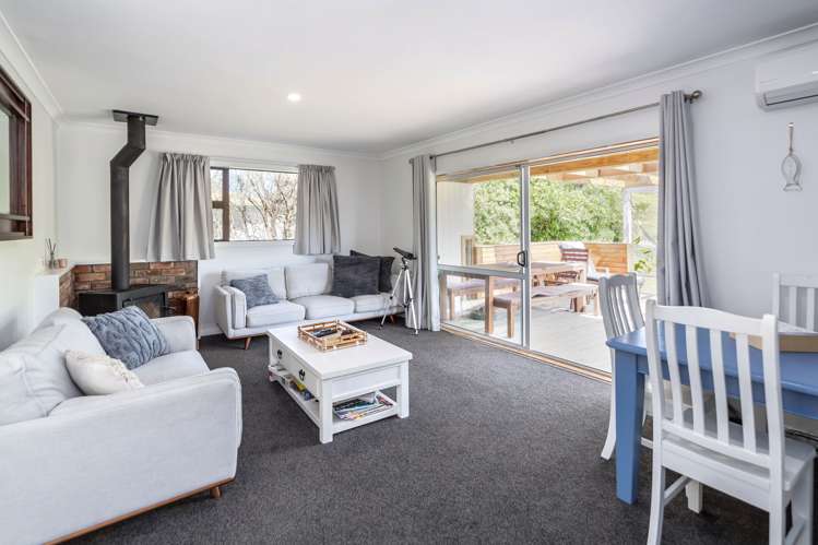 67 Whangaimoana Beach Road Pirinoa_5