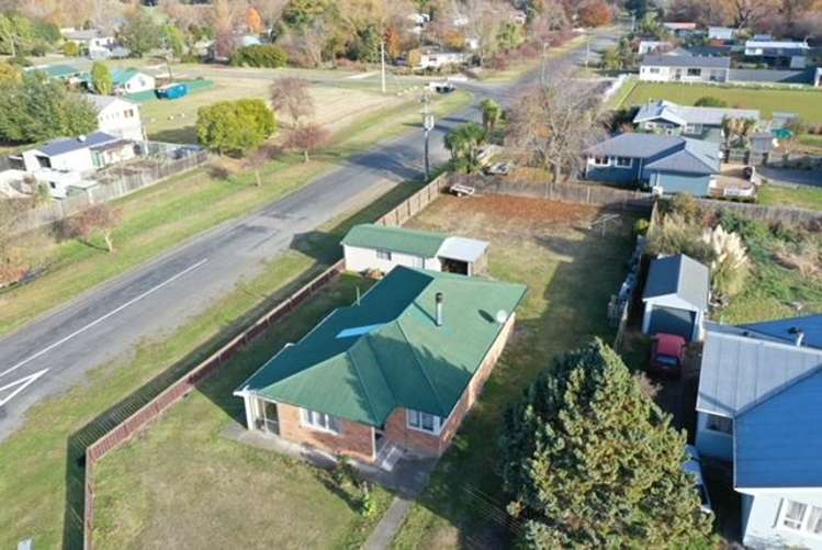 38 Lyndon Street Waiau_0