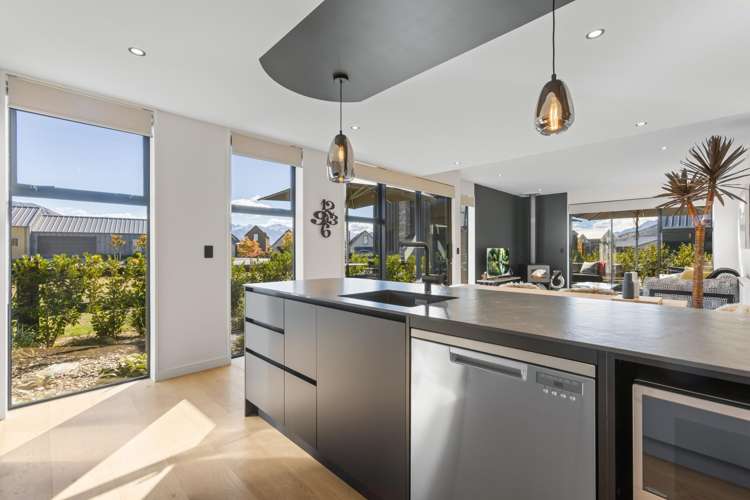 21A Deans Drive Wanaka_11
