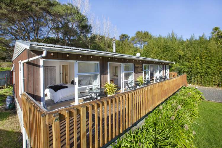 1a Cross Street Raglan_1