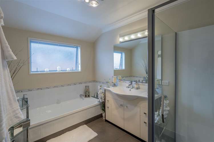 6 Barry Curtis Place Levin_11