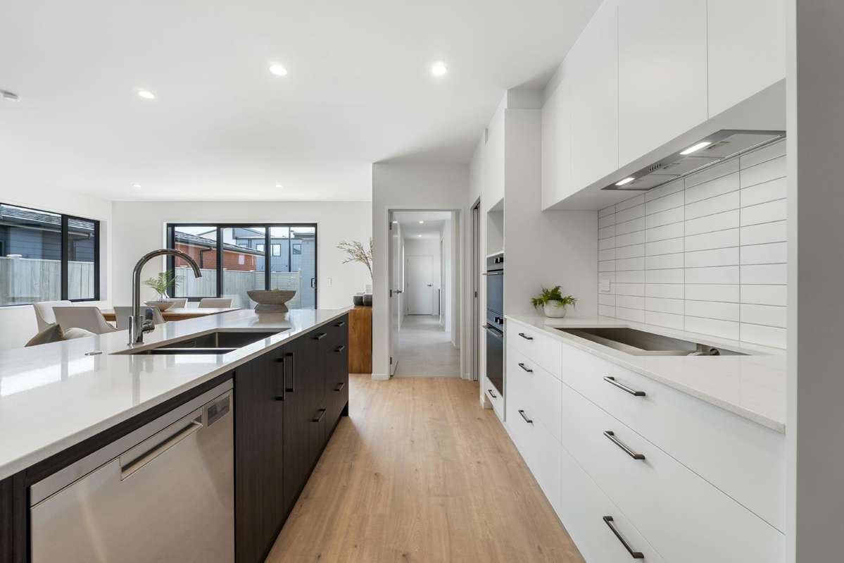 121 Waituarua Drive_4