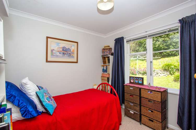 38 Collins Avenue Tawa_10