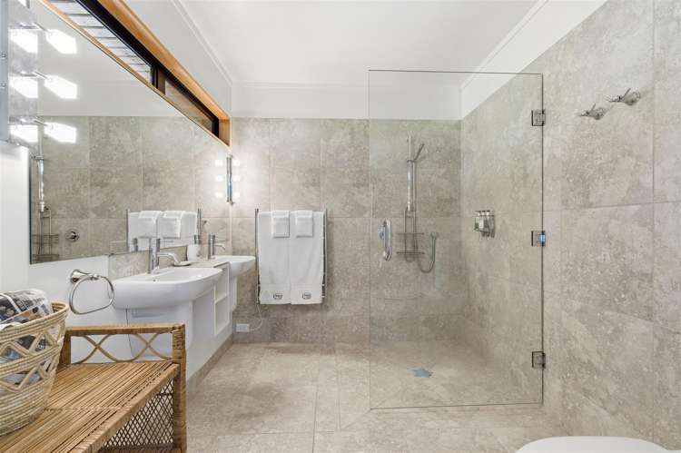 30 Totara Avenue Collingwood_17