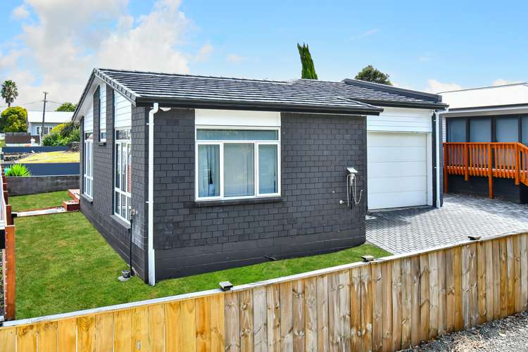 59 Russell Road Manurewa_3