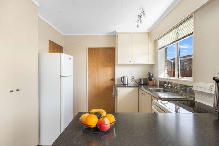 205b Parklands Avenue Bell Block_12