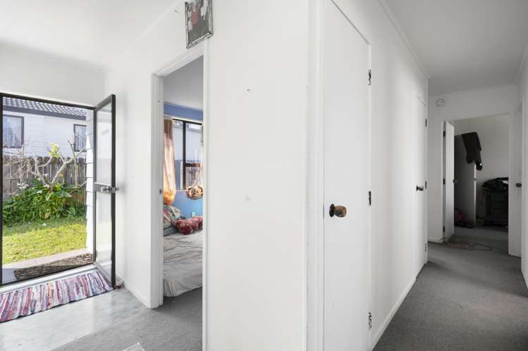 2/12 Silver Creek Road_4