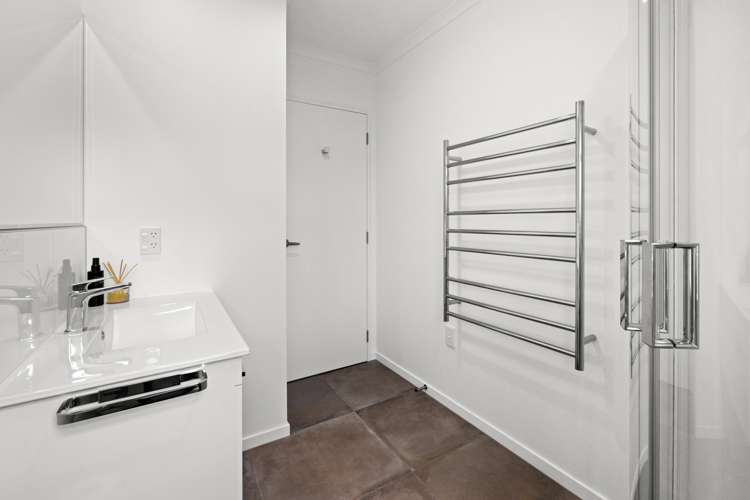 4 Aintree Place Taradale_13