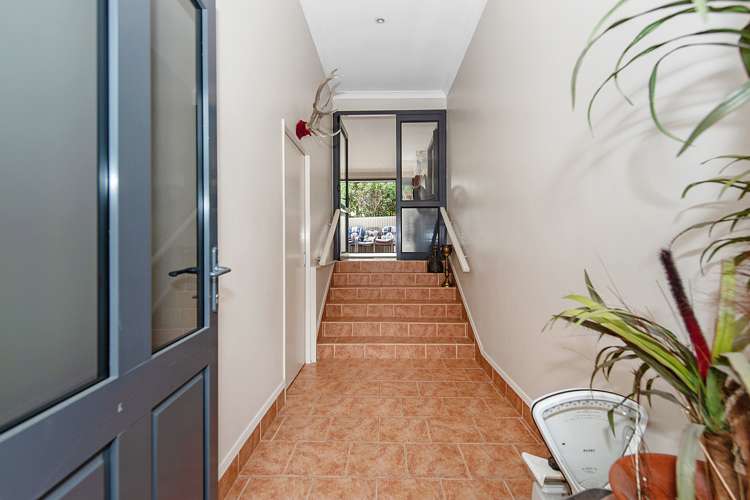 18c Alison Street Hamilton Lake_1