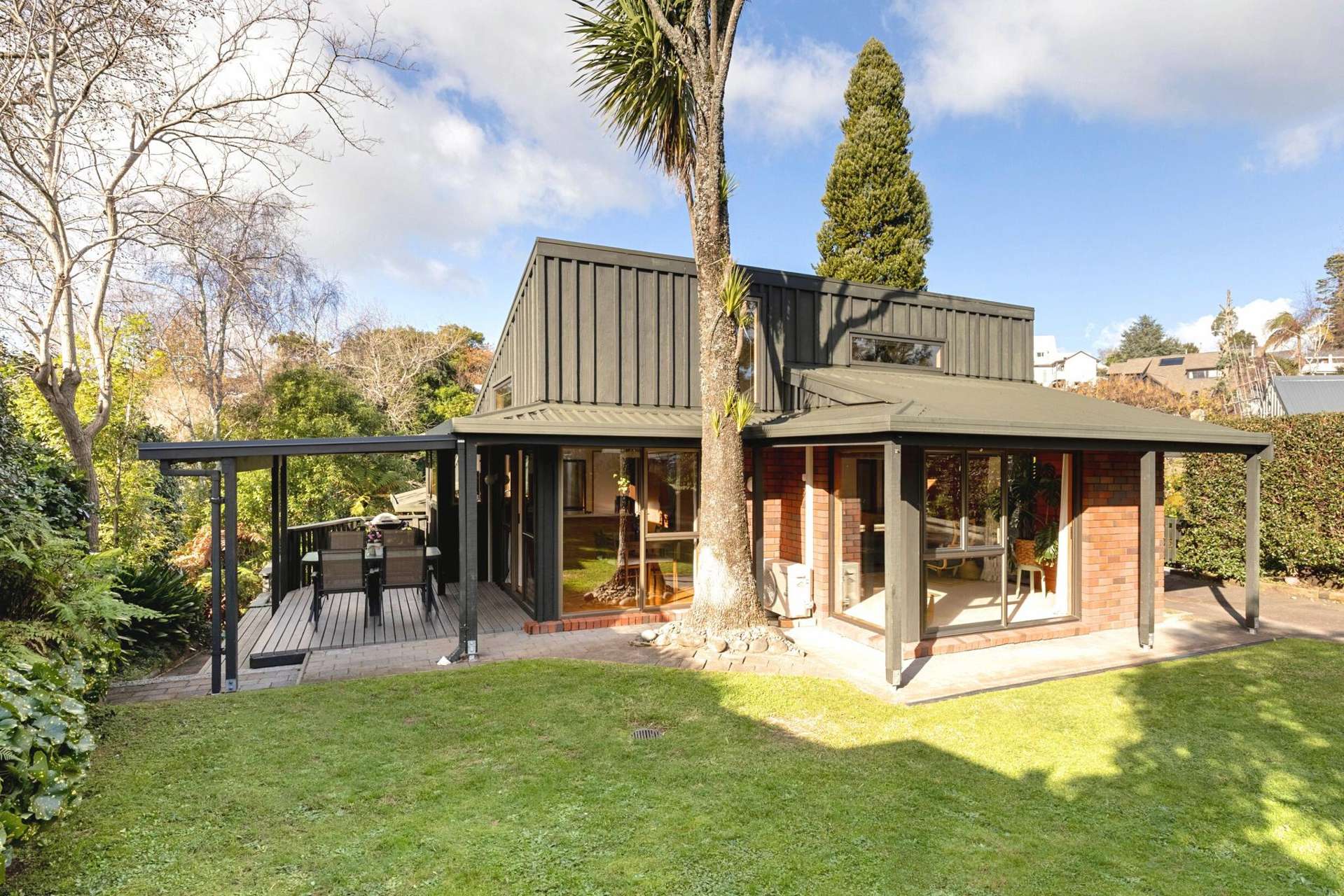 18 Fairmont Terrace Otumoetai_0