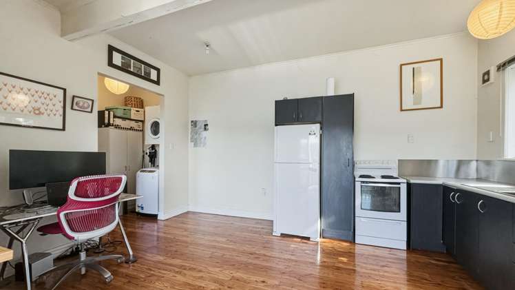 2/108 Maida Vale Road 1346_6