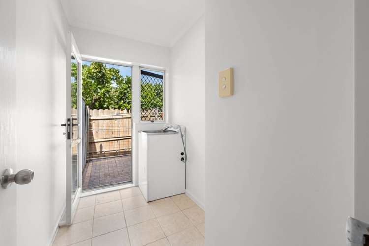 7 Nier Place East Tamaki Heights_19