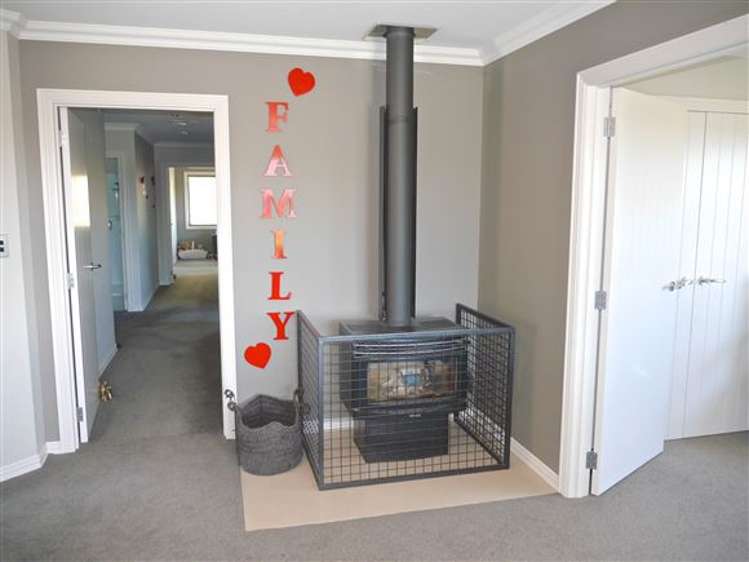 6 Manukaka Heights Hurdon_10