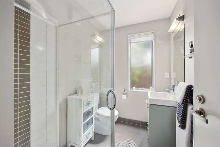 539a East Coast Road Browns Bay_10