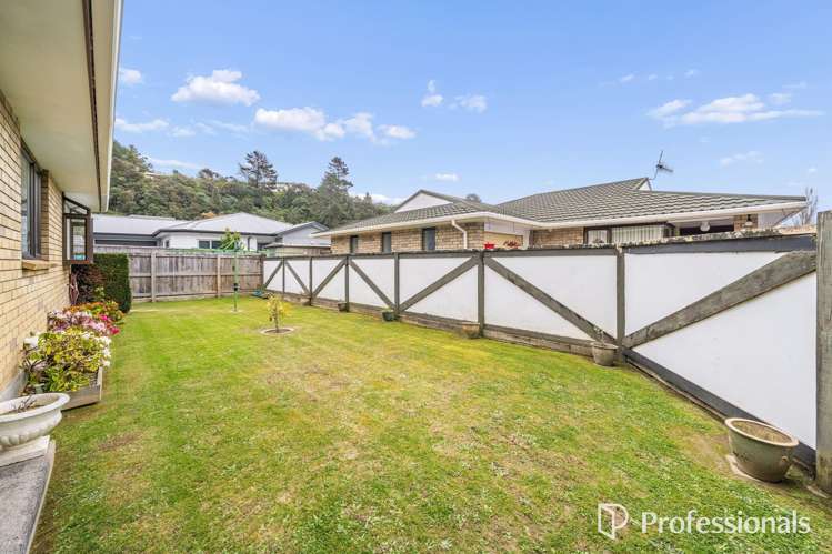 12A Korau Grove Stokes Valley_19