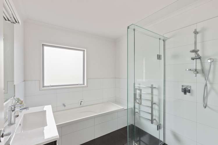 2a Portland Drive Highlands Park_18