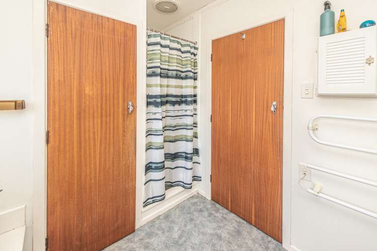 43a Brassey Road Saint Johns Hill_13