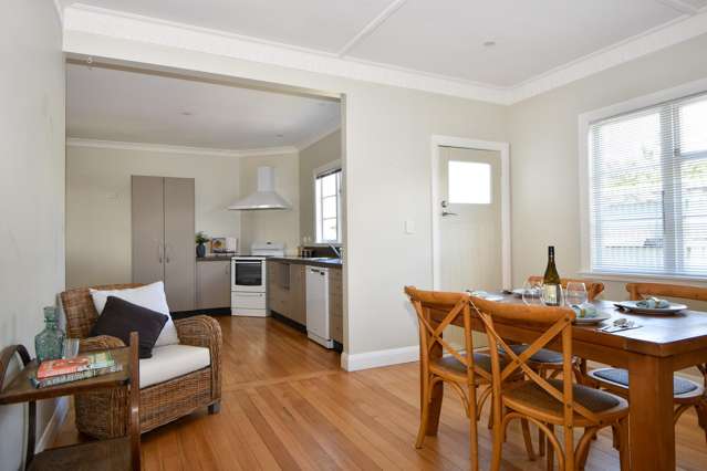 105 Broadway Carterton_2