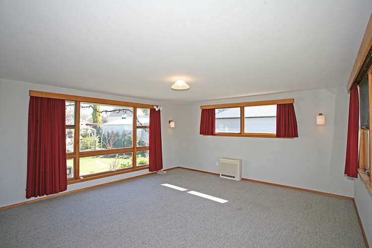 65 Moffat Drive Lincoln_15