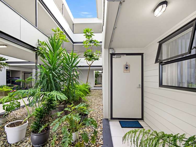 2/124 Stancombe Road_2