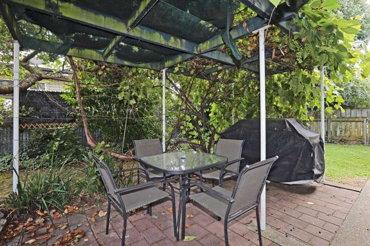 241 Kenilworth Road Mayfair_5