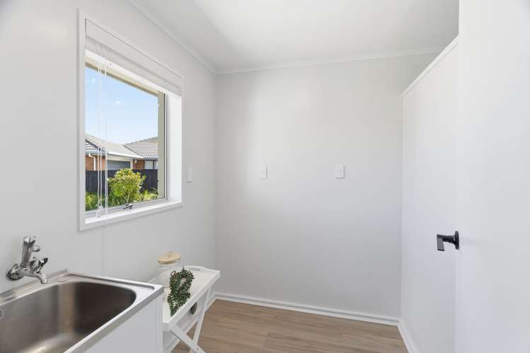 11 Tie Place Wigram_14