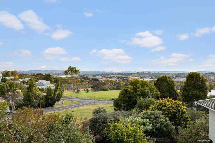 6 Beauchamp Drive Massey_7