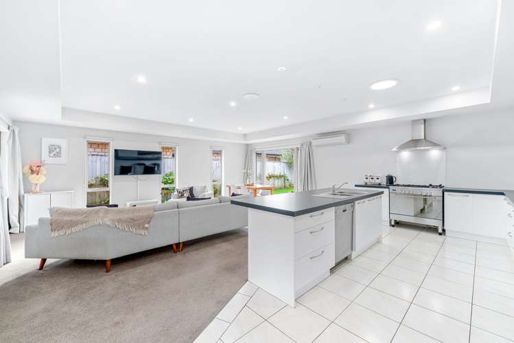 22 Everest Way_2