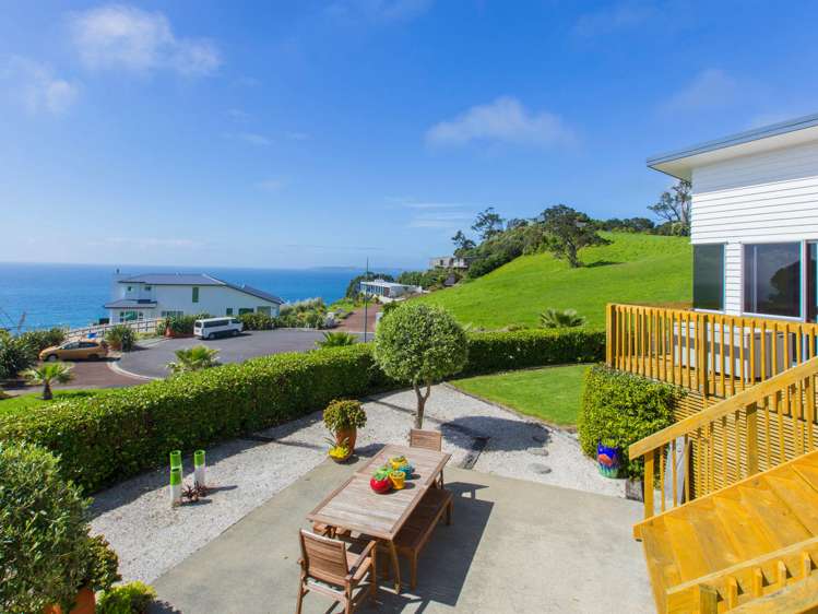 37 Lax Crescent Leigh_1