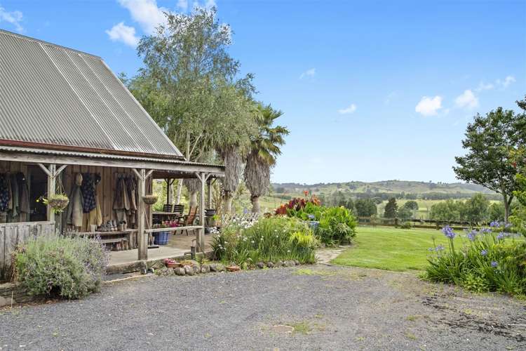 200 Highway 22 Pukekawa_29