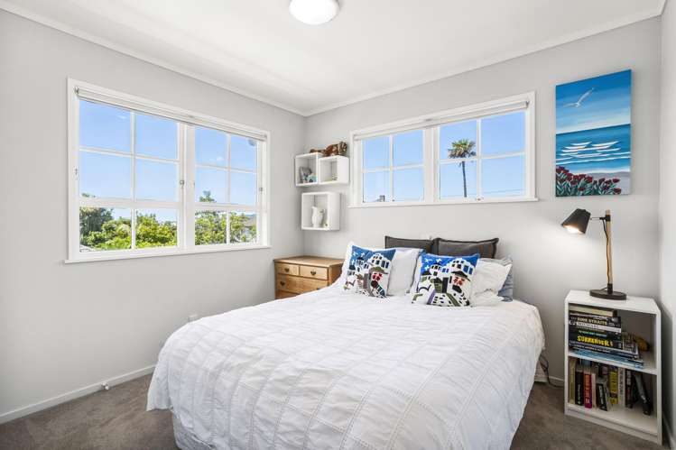 70 Lloyd Avenue Mount Albert_14