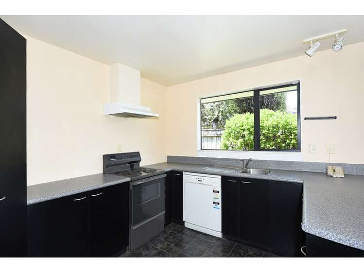 16 Holcroft Place Stoke_7