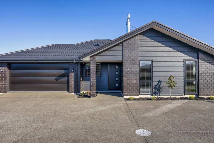 5 Earl Way Amberley_1