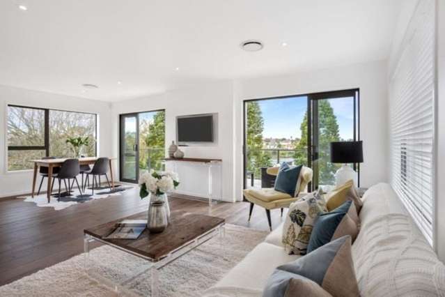 1/27 Waitemata Road Hauraki_4
