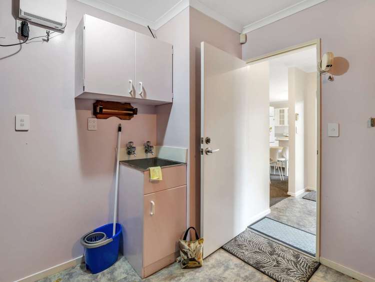 1 Loader Place Tawhero_30