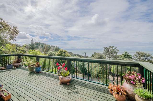 21 Kauri Point Road Laingholm_1