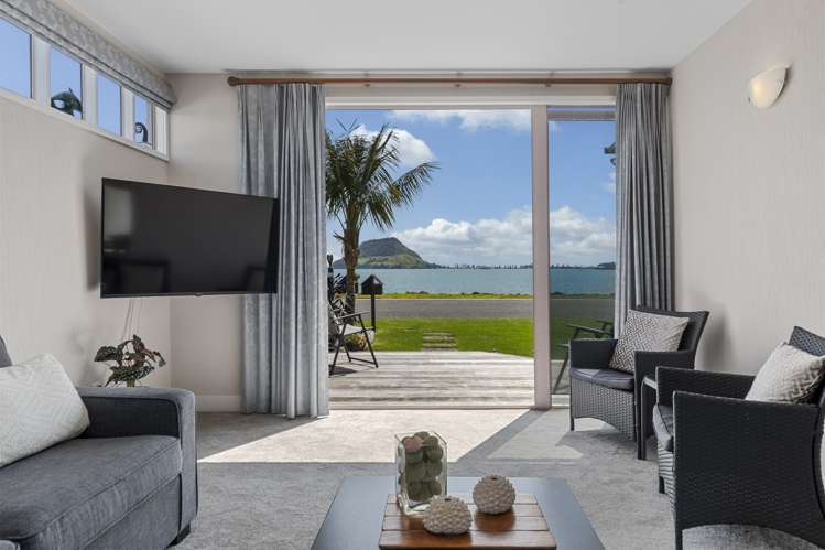 76a Harbour Drive Otumoetai_14