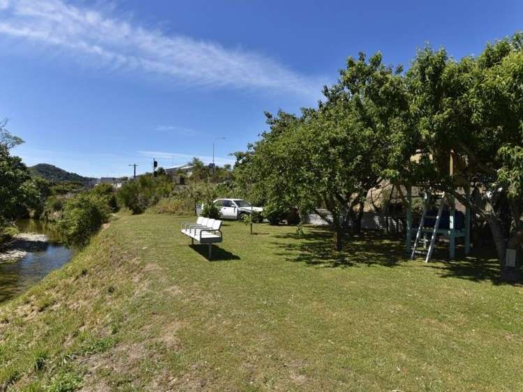 53 Broadway Picton_10