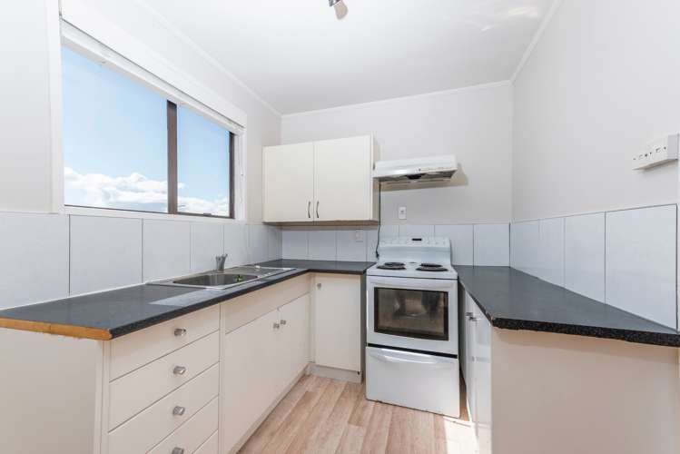 171 Solar Road Glen Eden_11