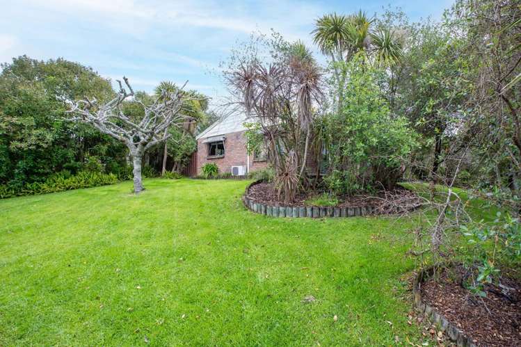 5 Marlowe Drive Leamington_18